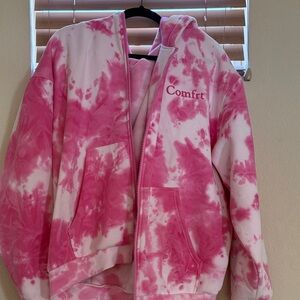 Comfrt Women's Pink Tie-Dye Hoodie